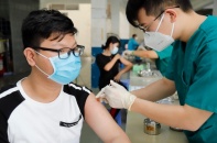 Nhiều phụ huynh lo ngại khi trẻ trở lại trường