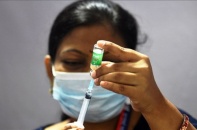Tin mới về Covid-19 ngày 18/12: Cấp phép khẩn cấp vắc-xin Covovax