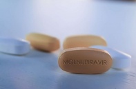 Tin mới về Covid-19 ngày 14/2: Công bố danh mục thuốc điều trị ngoại trú