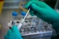 Công bố mức giá test nhanh, PCR mới tại các cơ sở y tế