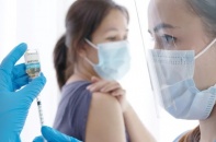 Tin mới về y tế ngày 25/6: Các tỉnh, thành phía Nam phải tiêm hết lô vắc-xin phòng Covid-19 đã phân bổ trước 30/6
