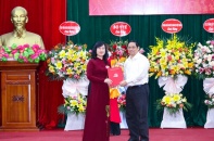 Bà Đào Hồng Lan nhận quyết định Quyền Bộ trưởng Bộ Y tế