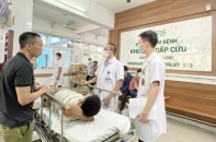 Nhiều bệnh viện đang trong tình trạng quá tải trầm trọng
