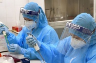 Tin mới về y tế ngày 13/9: Dịch Covid-19 chưa thể kiểm soát hoàn toàn trước năm 2023