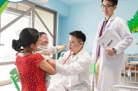 Phẫu thuật “tạo hình thực quản bằng đại tràng” cho ca bệnh hiếm gặp