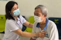 Tin mới về y tế ngày 16/2: Tăng phụ cấp ưu đãi nghề với viên chức y tế dự phòng, y tế cơ sở; Bệnh viện Bệnh Nhiệt đới Trung ương ra mắt 2 khoa mới