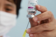 Bao giờ đảm bảo đủ vắc-xin cho tiêm chủng mở rộng?