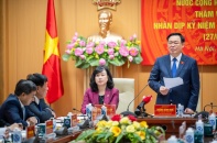 Chủ tịch Quốc hội chúc mừng ngành Y tế nhân ngày Thầy thuốc Việt Nam