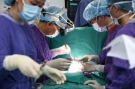 Tin mới y tế ngày 25/6: Hợp tác chuyển giao kỹ thuật ghép tạng 