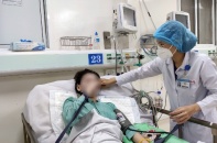 Ngăn chặn ngộ độc rượu dịp cuối năm