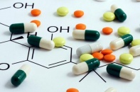 Giảm tải thủ tục hành chính, mở đường phát triển cho kinh doanh dược và mỹ phẩm Giảm tải thủ tục hành chính, mở đường phát triển cho kinh doanh dược và mỹ phẩm