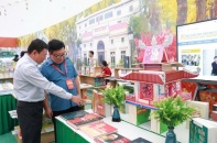 Nhà Xuất bản giáo dục Việt Nam tham gia Hội chợ Mùa thu 2025
