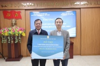 Nhà xuất bản Giáo dục Việt Nam đồng hành cùng học sinh và các trường học vùng bão lũ