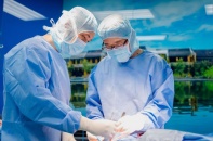 Hợp tác với Nhật Bản: Nâng tầm kỹ thuật thay khớp gối không cắt gân cơ