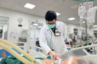 Tin mới y tế ngày 15/1: Bỏ dở điều trị lao phổi, nhập viện nguy kịch vì suy hô hấp