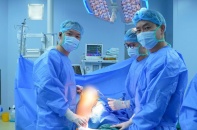 Thay khớp gối chất lượng cao giúp người bệnh không phải ra nước ngoài