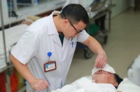 Chấn thương mắt nghiêm trọng do pháo nổ dịp Tết