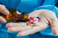 Tin mới y tế ngày 25/3: Thu hồi khẩn lô thuốc Aclon của Shinpoong Deawoo