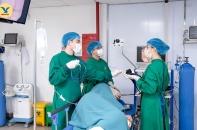 Phát hiện sớm, cấp cứu nhanh, cụ ông thoát nguy kịch trong gang tấc