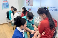 Cảnh giác biến chứng nặng khi tay chân miệng gia tăng đầu hè