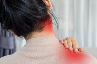 Chấm dứt cơn đau vai suốt 10 năm nhờ liệu pháp sinh học hiện đại