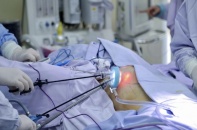 Tin mới y tế ngày 13/6: Giữ lại tương lai cho thiếu nữ 16 tuổi mang khối u khổng lồ