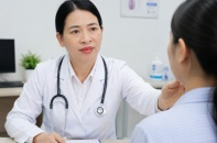 Chuyên gia cảnh báo nguy cơ say nắng, sốc nhiệt và mất nước đe dọa sức khỏe