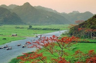 Siết chặt an ninh lễ hội chùa Hương