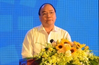 Thủ tướng Nguyễn Xuân Phúc: Miền Trung cần thể hiện khát vọng vươn lên mạnh mẽ