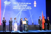 Vinamilk ủng hộ 14 tỷ đồng cho học sinh nghèo tại 14 địa phương