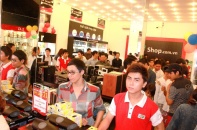 FPT Shop nhập hàng trực tiếp để gần hơn với người tiêu dùng