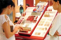 Nhiều thương hiệu mỹ phẩm ngoại “nhòm ngó” thị trường Việt Nam