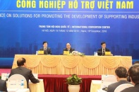 Thủ tướng nhắc ngành dệt may đầu tư nhuộm, tháo “nút thắt cổ chai”