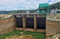 Nhiều hồ thủy điện gần về mực nước chết