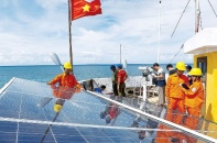 EVN đưa điện tới 11/12 huyện đảo