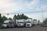 Vẫn còn hàng trăm xe nông sản chờ thông quan tại cửa khẩu Hữu Nghị, Kim Thành II