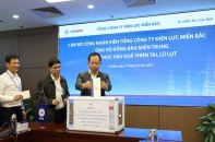 EVNNPC ủng hộ đồng bào miền Trung 4,7 tỷ đồng khắc phục hậu quả thiên tai