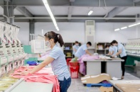 May Sông Hồng: Lợi nhuận 2020 "bốc hơi" 60% vì dịch bệnh