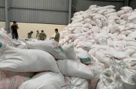 Hơn 1.000 bao tinh bột sắn Lào "phù phép" thành nhãn hiệu Việt Nam