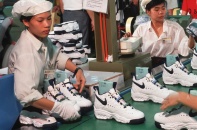 Toàn bộ nhà máy của Nike tại Việt Nam đã sản xuất trở lại