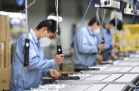 Nguyên, nhiên liệu đầu vào tăng giá, sản xuất kinh doanh thêm khó