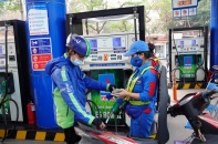 Dầu tăng giá, giá xăng giữ nguyên
