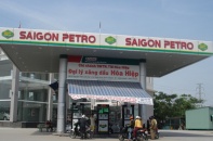 Chưa tước ngay giấy phép nhập khẩu với 5 doanh nghiệp đầu mối xăng dầu