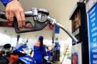 Giá xăng, dầu đồng loạt tăng từ 330 - 1.045 đồng một lít
