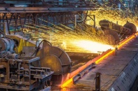 Sản xuất thép sụt giảm mạnh, bán hàng ế ẩm