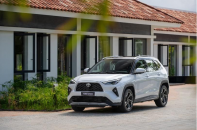 Toyota Yaris Cross nhập khẩu giá từ 730 triệu đồng 