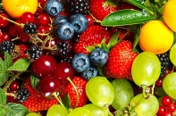 Việt Nam tăng mua trái cây từ Mỹ