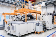 Xuất nhập khẩu máy móc, thiết bị năm 2024 vượt 100 tỷ USD 