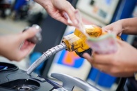 Giá bán lẻ xăng dầu bình quân 5 tháng 2025 giảm 6,67 - 9,13%