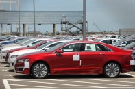 Nhập ô tô nguyên chiếc và linh kiện phụ tùng 10 tháng vượt cả năm ngoái